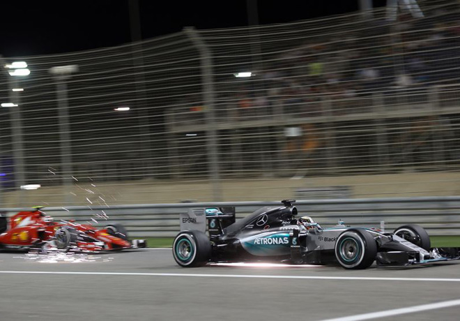 F1 - Bahrein 2015 - Lewis Hamilton - Mercedes GP - Kimi Raikkonen - Ferrari