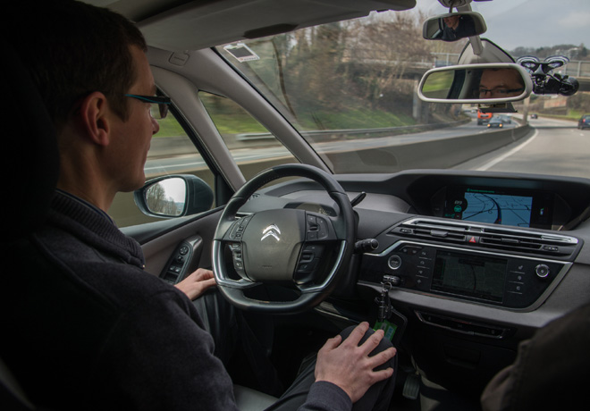 Dos vehiculos autonomos del Grupo PSA unen Paris con Amsterdam en modo Eyes Off