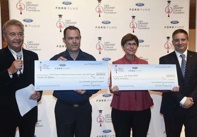 Ford Motor Company Fund y la Fundacion Cultural Latin Grammy apoyan a la educacion musical en Buenos Aires 1